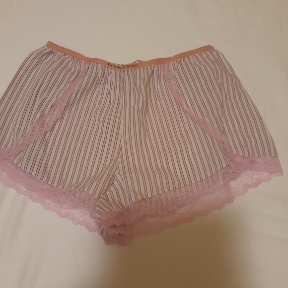 Victoria secret women pajama short - Picture 3 of 3